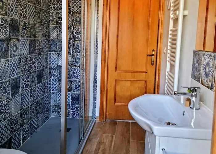 Spacious 45m2 Apartman